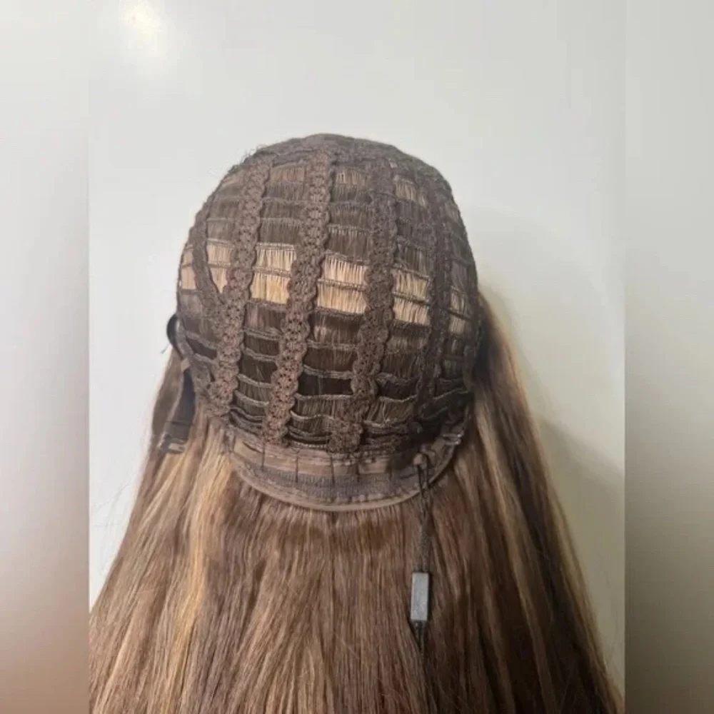 Long Wavy Wig with Curtain Bangs – Medium Brown with Soft Caramel Highlights - Picture 5 of 13